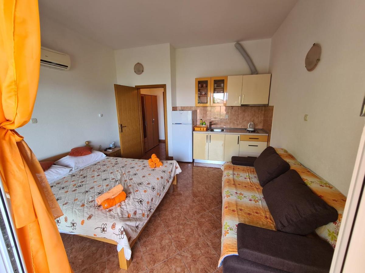Apartmani Ljubo Split Zewnętrze zdjęcie