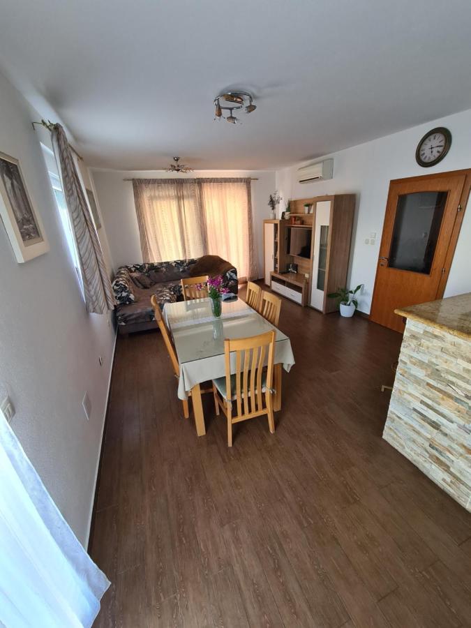 Apartmani Ljubo Split Zewnętrze zdjęcie