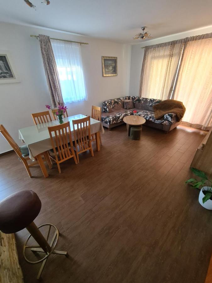 Apartmani Ljubo Split Zewnętrze zdjęcie