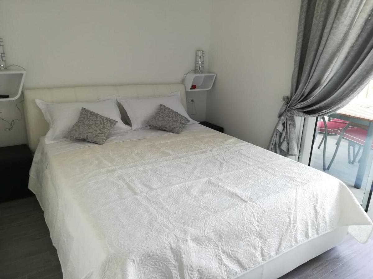 Apartmani Ljubo Split Zewnętrze zdjęcie